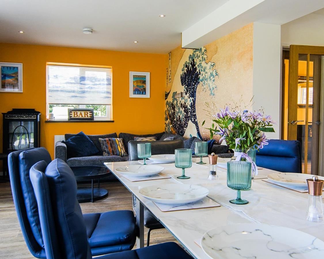 Covehithe House-Coastal Luxury- Sleeps 12-With Huge Swimspa! Wrentham Kültér fotó
